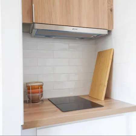 Flexliving - Doudeauville Apartment